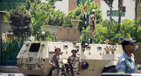 وزارة الداخلية المصرية توجه قواتها باستخدام الذخيرة الحية لمواجهة أى اعتداء
