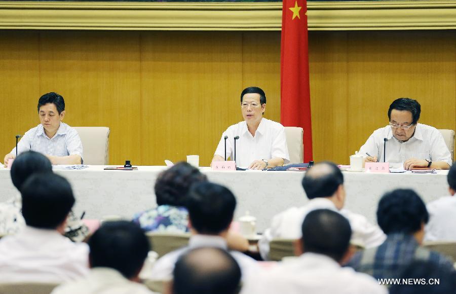 نائب رئيس مجلس الدولة الصيني يشدد على أهمية الإحصاء السكاني 