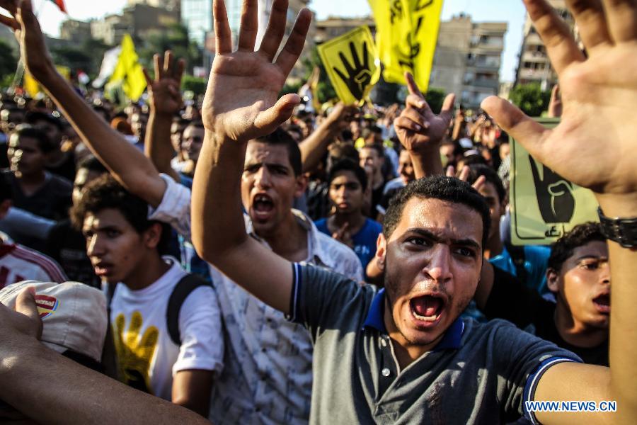 تظاهرات لمؤيدي مرسي بالقاهرة ومحافظات أخرى في مصر (12)