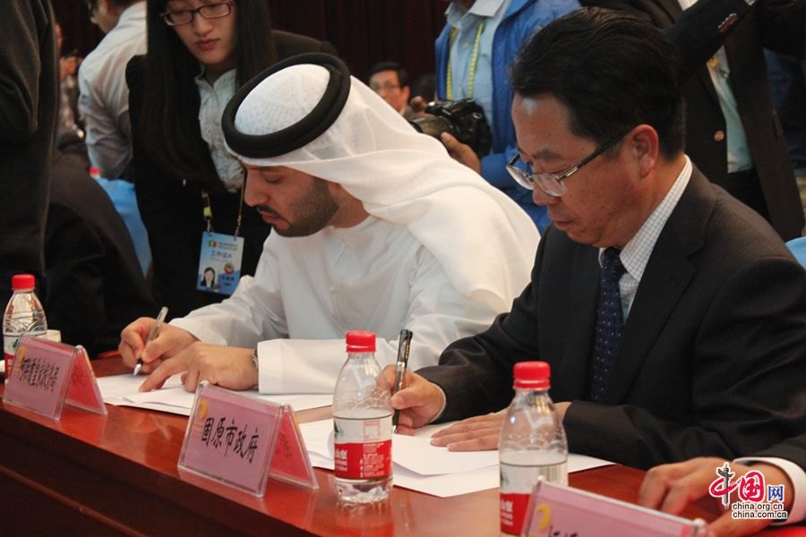 عقود 158 مشروعاً بقيمة حوالي 260 مليار يوان تُوقع في معرض الصين والدول العربية (4)