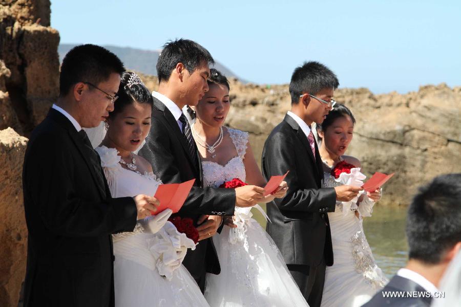 الشركة الصينية في الجزائر تقيم بحفل الزفاف الجماعي بموضوع" الحب في البحر الأبيض المتوسط "  (4)