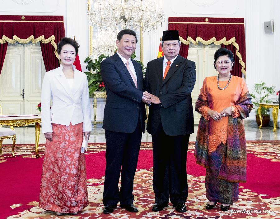 الرئيسان الصيني والاندونيسي يتفقان على رفع مستوى العلاقات الثنائية إلى شراكة استراتيجية شاملة (4)