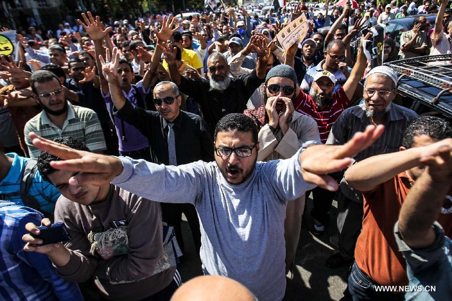 قتيل و7 جرحى خلال تظاهرات أنصار الاخوان المسلمين في مصر (6)