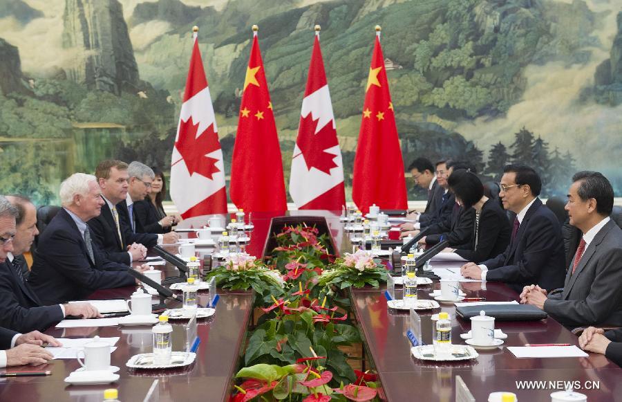 رئيس مجلس الدولة الصيني يحث كندا على التصديق على اتفاقية استثمارية (2)