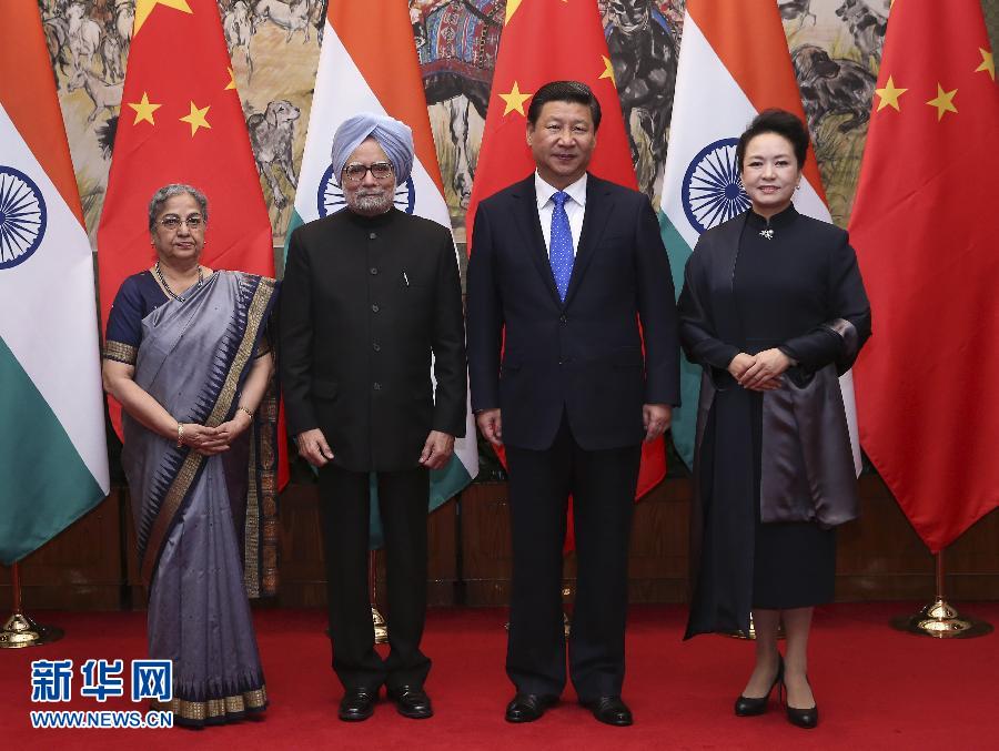 الرئيس الصيني يلتقي برئيس الوزراء الهندي 