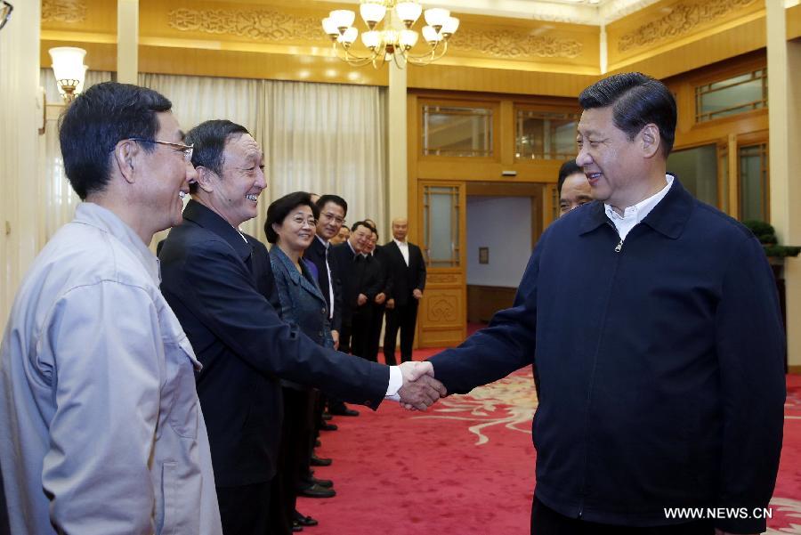 الرئيس الصيني يطالب النقابات العمالية بحماية حقوق العمال  (3)
