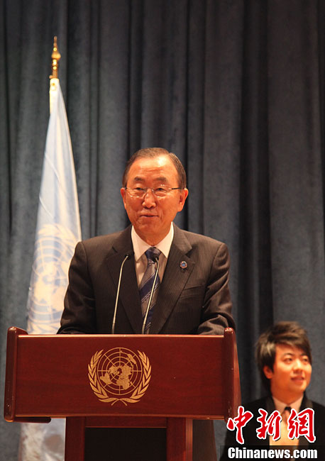 تعيين عازف البيانو الصيني المشهور لانغ لانغ سفير سلام في الأمم المتحدة   (5)