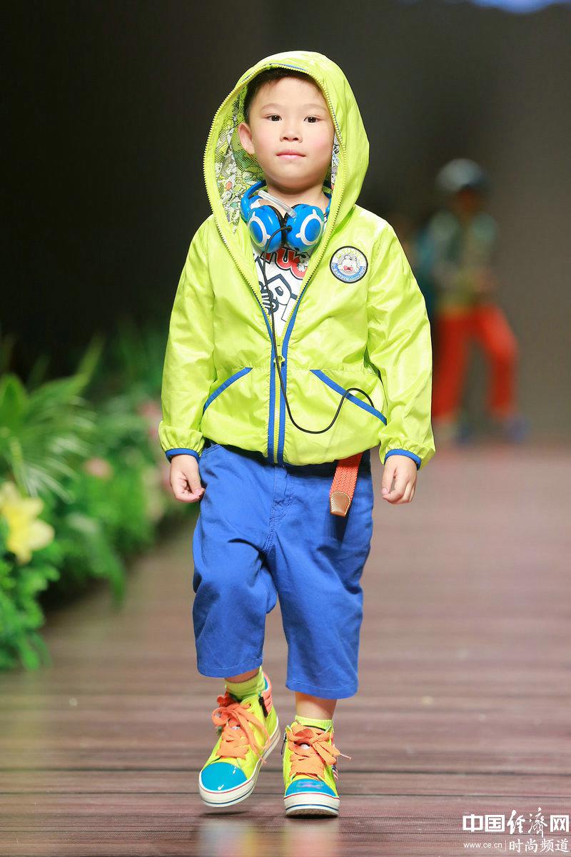 صور:عارضو أزياء صغار محبوبون فى أسبوع الموضة الصيني الدولي  (20)
