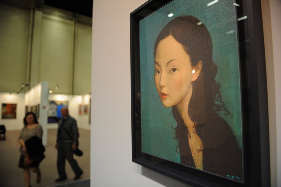 الصين تنشر إبداعاتها في معرض اسطنبول للفن المعاصر
