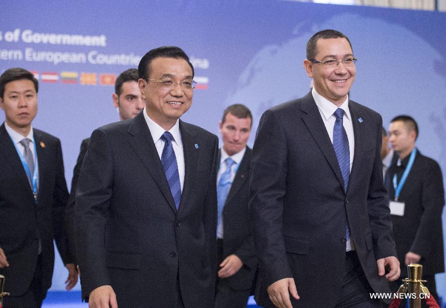 لي: قمة الصين ودول وسط وشرق أوربا تعزز التعاون الثنائي 
