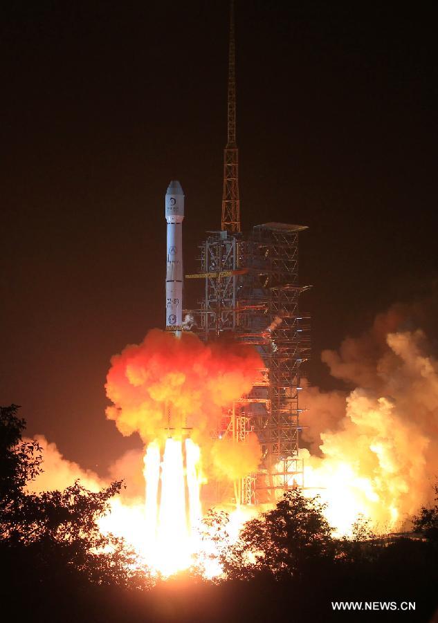 انطلاق المسبار القمري الصيني تشانغ اه-3  (4)