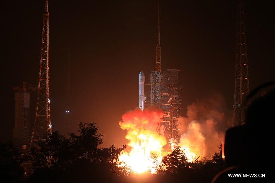 انطلاق المسبار القمري الصيني تشانغ اه-3  (7)