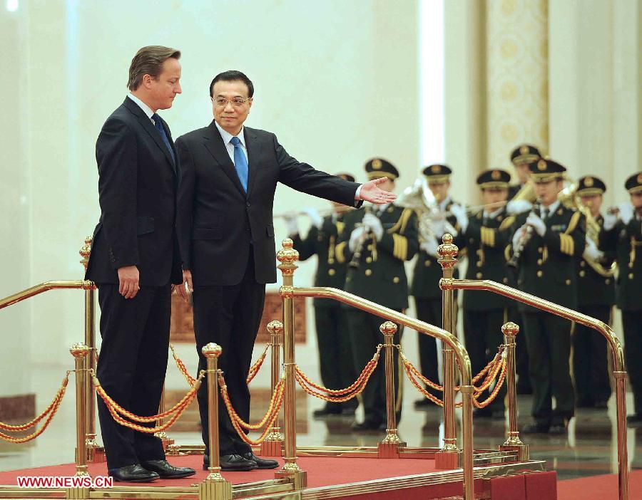      رئيس الوزراء الصيني يلتقي بنظيره البريطاني (3)