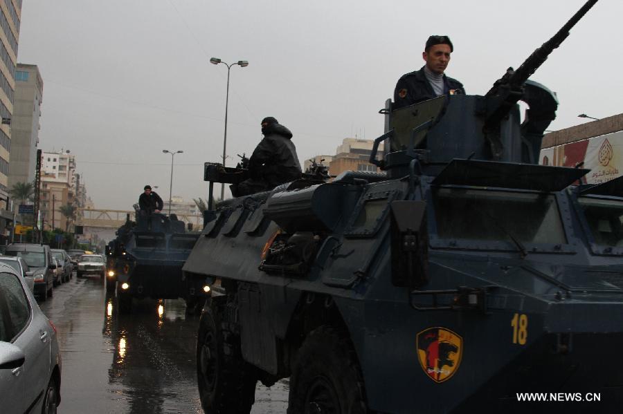 قائد الجيش اللبناني يؤكد التصدي بحزم للعابثين بالأمن 