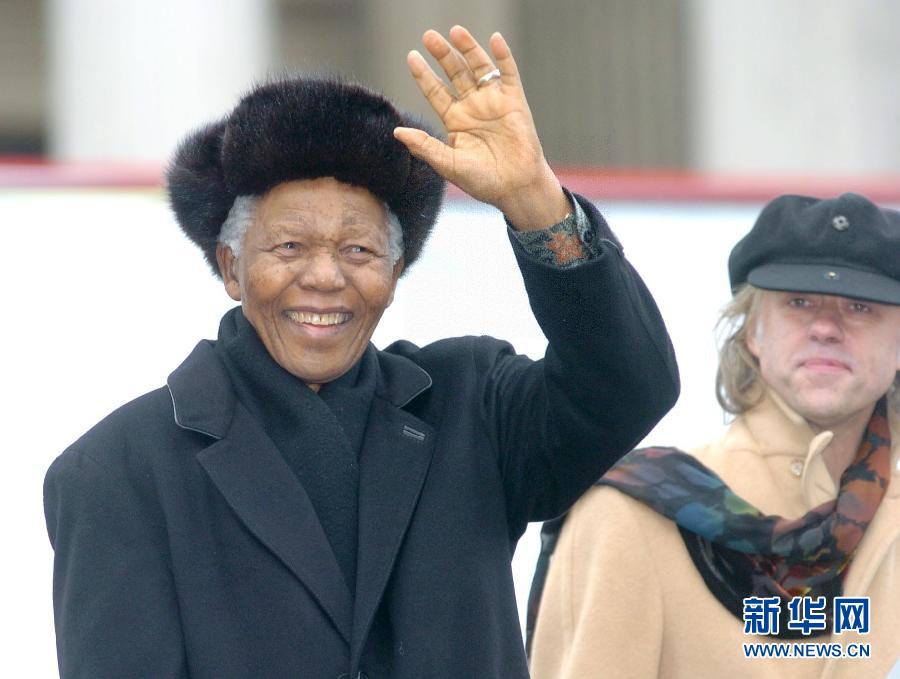 وفاة نيلسون مانديلا عن عمر يناهز 95 عاما 