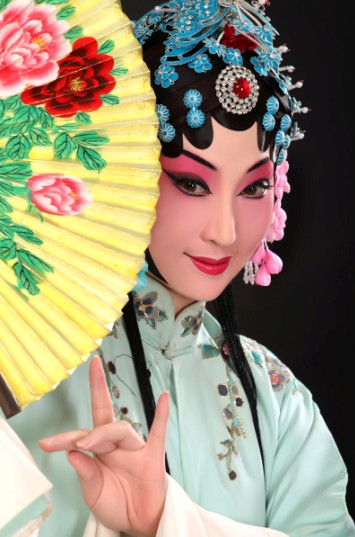 التراث الصيني يدرج بقائمة التراث الثقافي العالمي غير الماديأوبرا كونتشيوي 3 Peoples Daily 