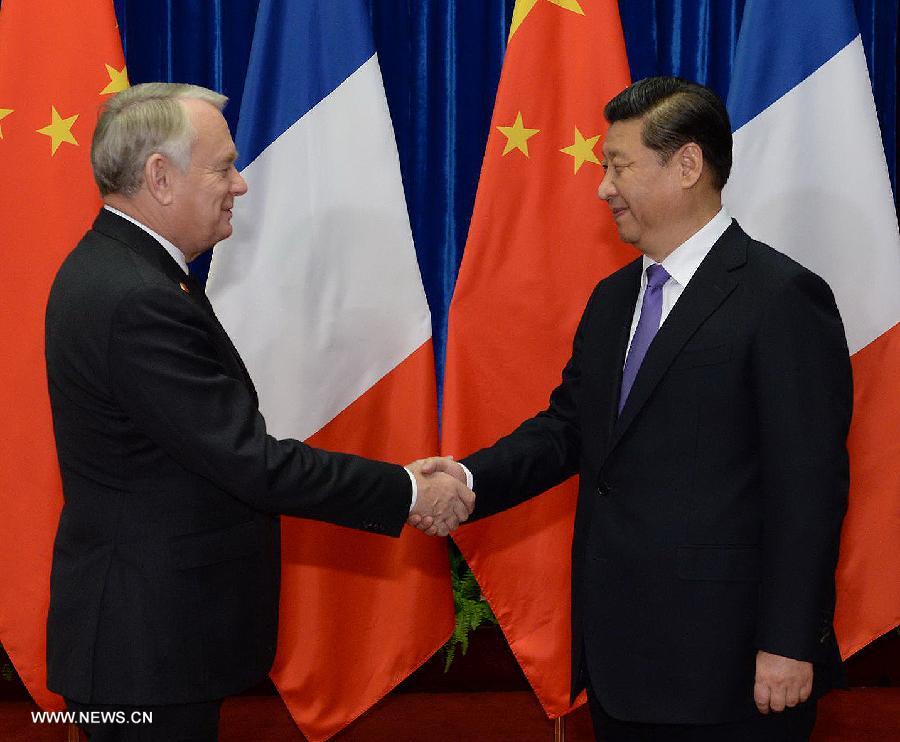 الرئيس الصينى يجتمع مع رئيس وزراء فرنسا 