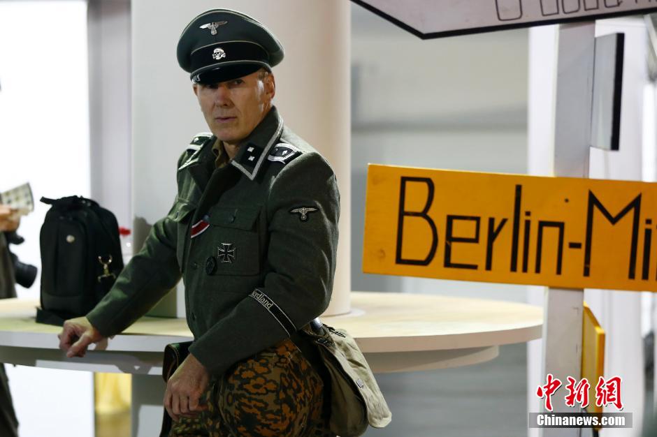 معرض الأزياء العسكرية المتعدد الجنسيات في بكين  (8)
