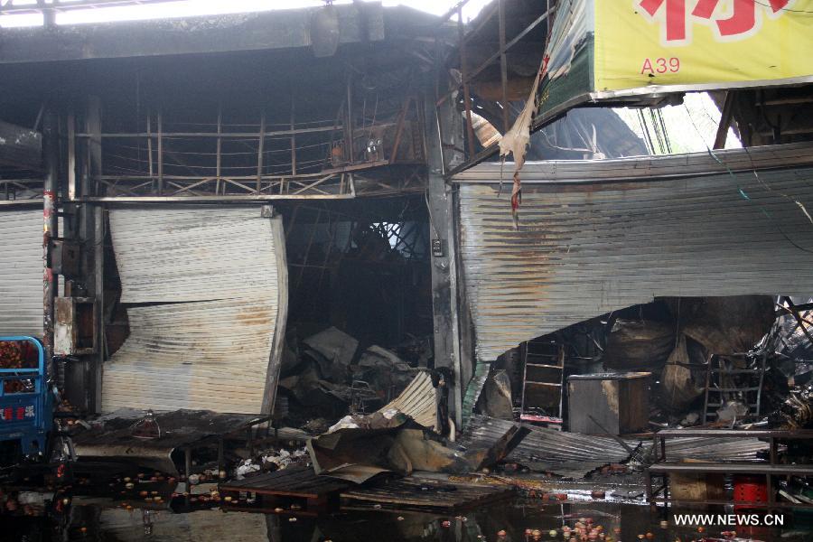 مقتل 15 شخصا على الأقل في حريق اندلع بسوق في شنتشن  (2)