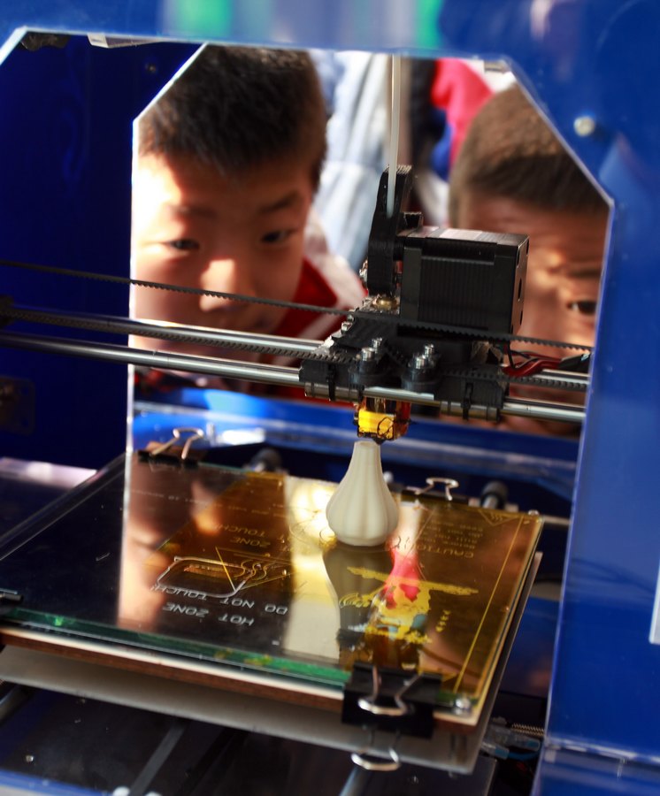 معلم من مقاطعة شاندونغ يصنع طابعة ثلاثية الأبعاد (4)