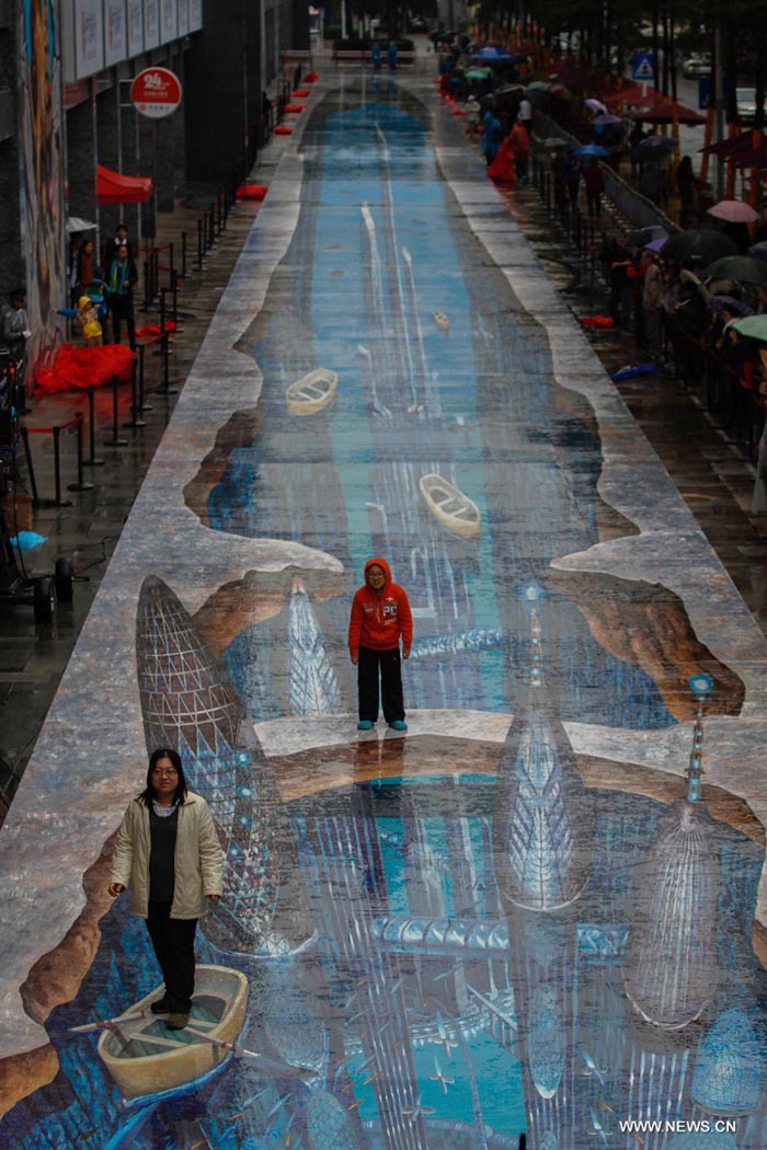الرسوم الثلاثية الأبعاد على الأرض في مدينة شنتشن تحطم الأرقام القياسية العالمية في موسوعة جنيس