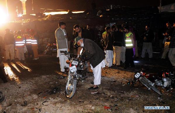 3 قتلى و13 مصابا فى تفجير انتحاري بمدينة راوالبيندي (2)