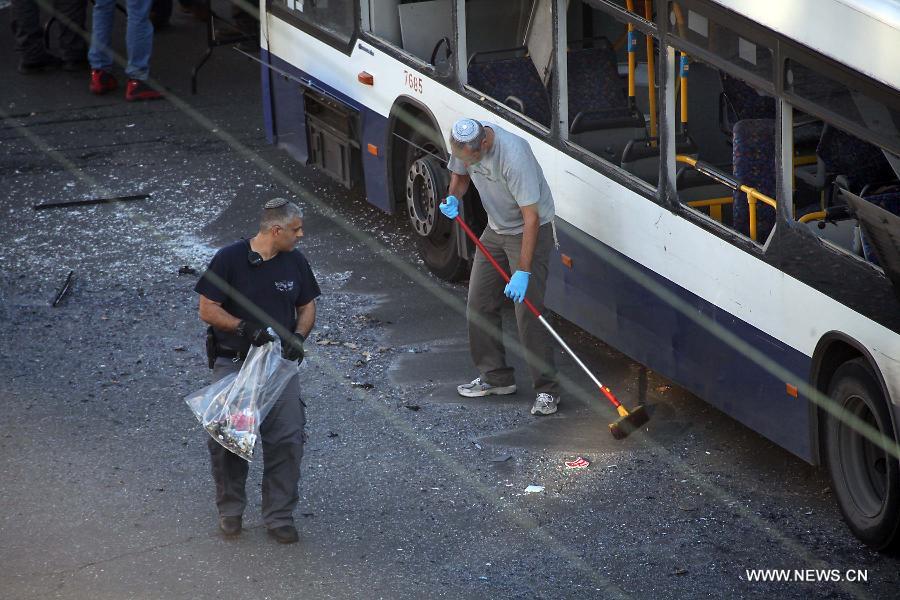 انفجار قنبلة في حافلة بجنوب تل ابيب  (4)