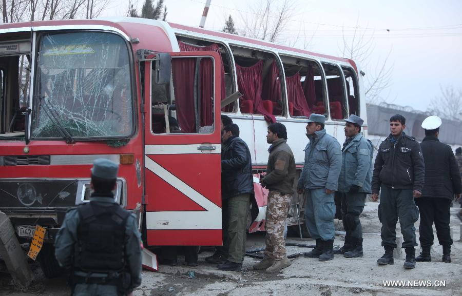 تقرير إخباري: استسلام 99 من مقاتلي طالبان وانفجار قوي يهز كابول  (5)