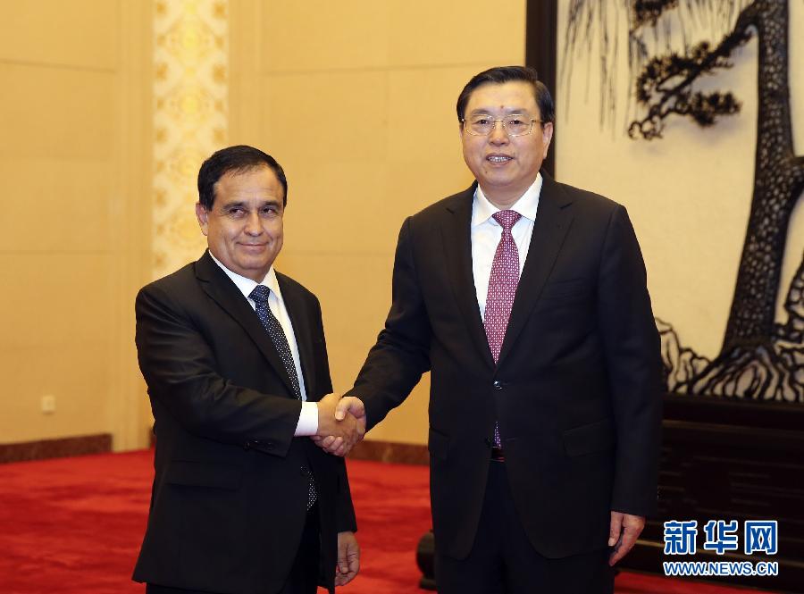    كبير المشرعين الصينيين يتعهد بإقامة علاقات أقوى مع بيرو 