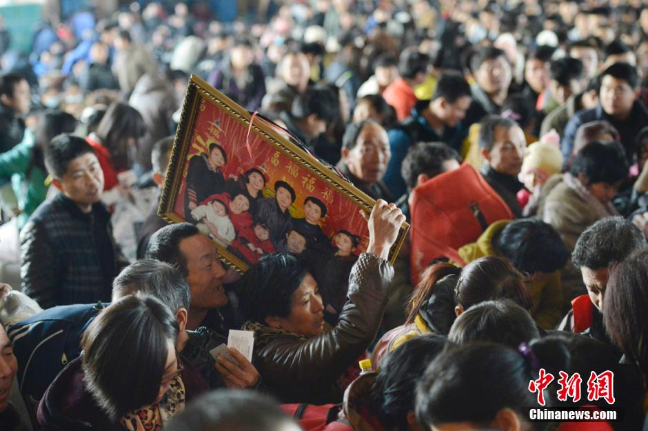 إنطلاق موسم "الهجرة العظيمة " في الصين مع إقتراب عيد ربيع 2014 & (2)