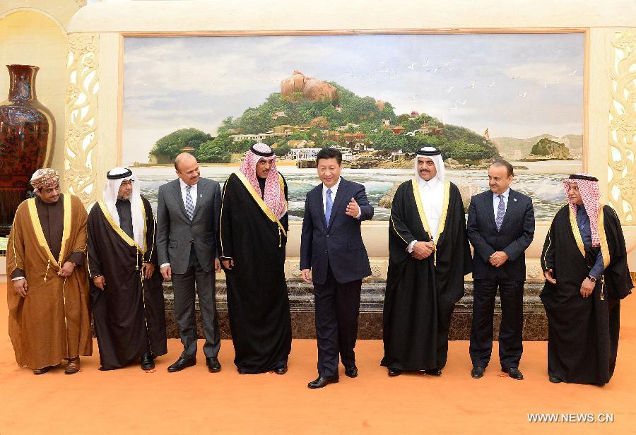 الرئيس الصينى يجتمع مع وفد من مجلس التعاون الخليجى 