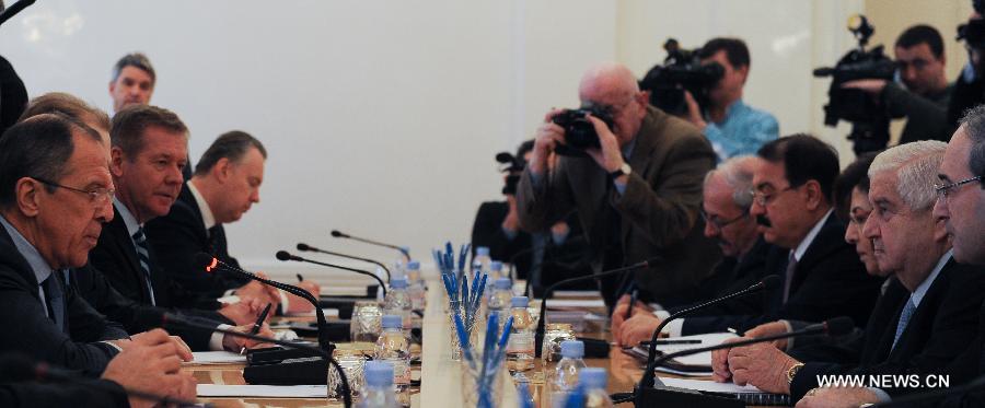 لافروف: روسيا وسوريا عازمتان على اقامة مؤتمر جنيف 2 في موعده 