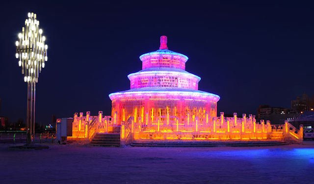 افتتاح مهرجان المصابيح الجليدية في حديقة أولمبياد بكين (5)