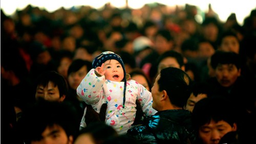 إنطلاق موسم "الهجرة العظيمة " في الصين مع إقتراب عيد ربيع 2014
