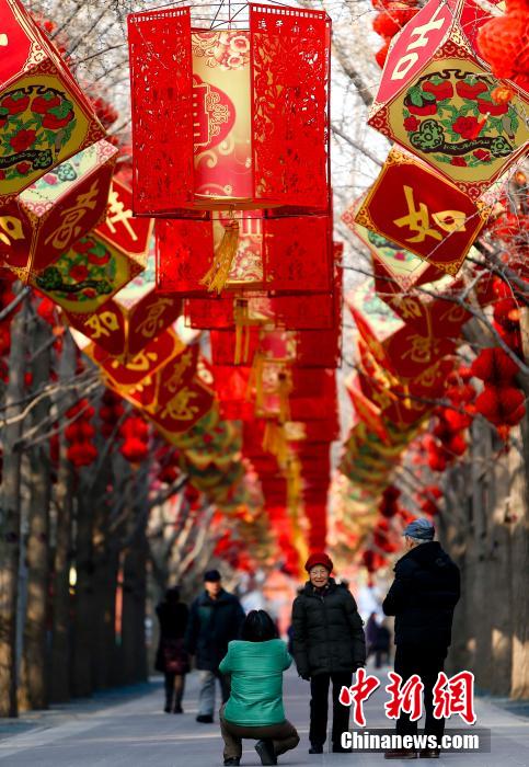 مهرجان معبد ديتان ببكين يستقبل عيد الربيع (6)