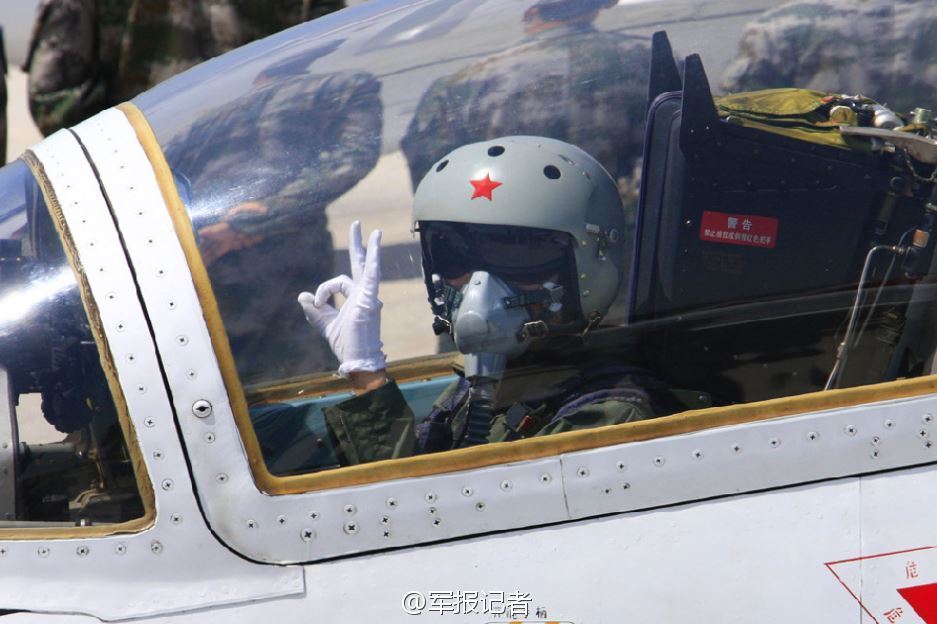 مجموعة صور: الصين تسجل تزايدا في عدد سائقات الطائرات المقاتلة خلال السنوات الأخيرة  (2)