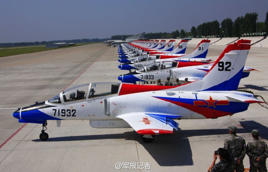 مجموعة صور: الصين تسجل تزايدا في عدد سائقات الطائرات المقاتلة خلال السنوات الأخيرة  (4)