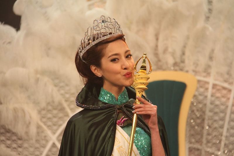 تشن كاى لين تفوز بلقب ملكة جمال الصين الدولية لعام 2014  (3)