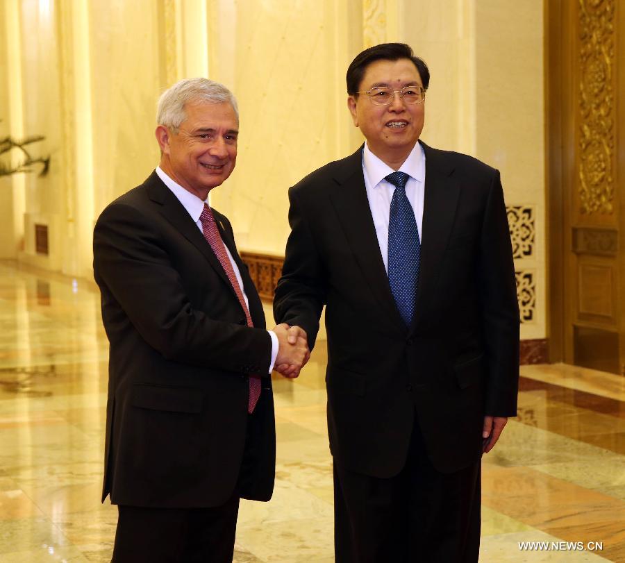 قادة برلمانيون يتطلعون لعلاقات أوثق بين الصين وفرنسا 