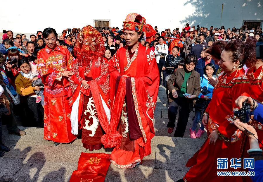 النشاطات المختلفة لقضاء عطلة عيد الربيع الصيني (8)