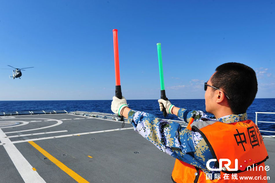 سفينة يانتشنغ الصينية تقوم بتدريبات في البحر الأبيض المتوسط  (4)