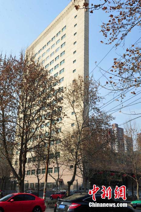 "المبنى النحيف" بشمال الصين، عرضه أقل من مترين  (2)