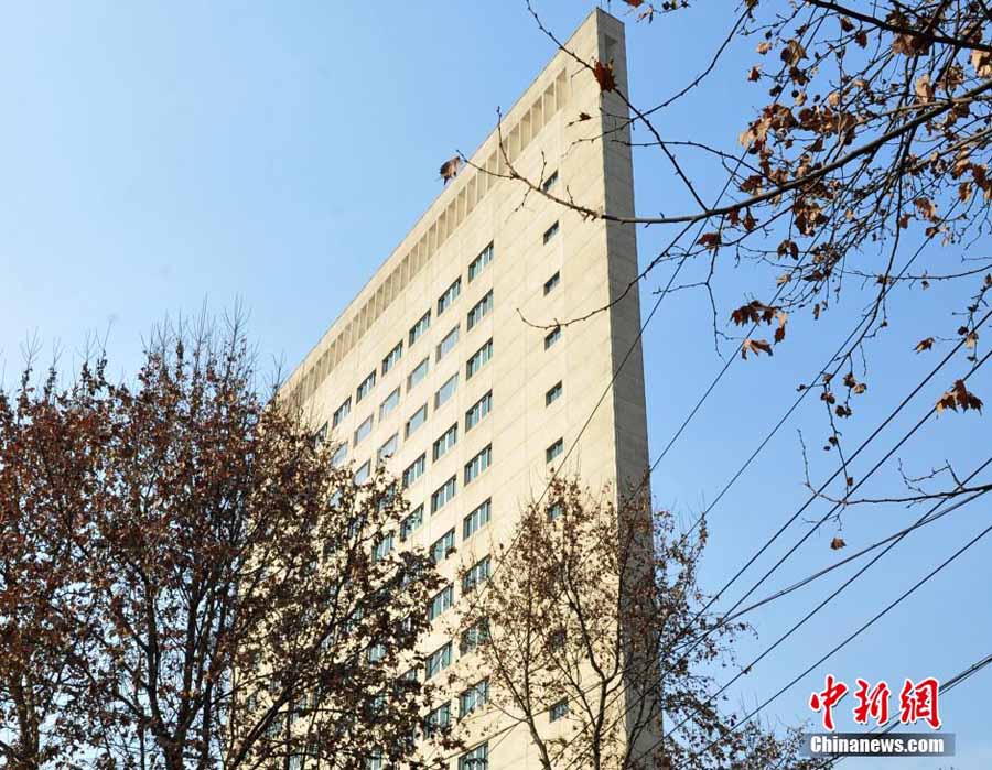 "المبنى النحيف" بشمال الصين، عرضه أقل من مترين 