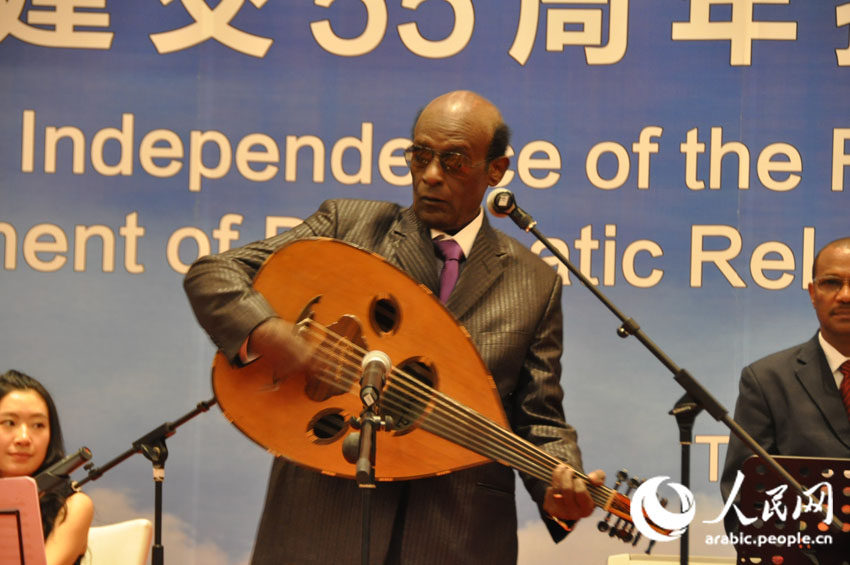 سفارة السودان في بكين تقيم حفل استقبال بمناسبة العيد الوطني الـ58 والذكرى الـ 55 لتأسيس العلاقات الدبلوماسية بين الصين والسودان (9)