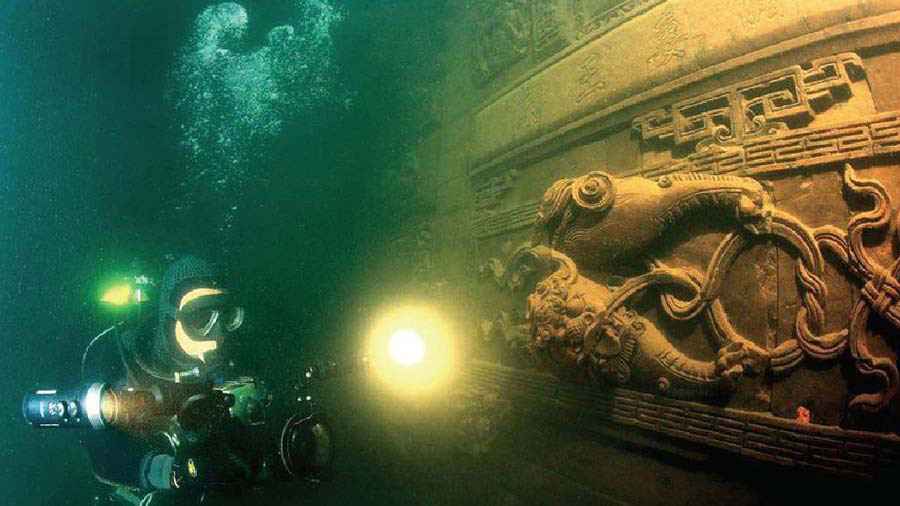 سبر أغوار مدينة قديمة مغمورة تحت الماء في جنوب الصين (6)