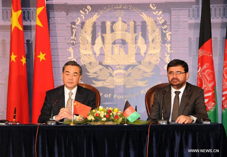 وزير الخارجية: الصين تأمل برؤية أفغانستان موحدة ومستقرة ومتطورة وسلمية 