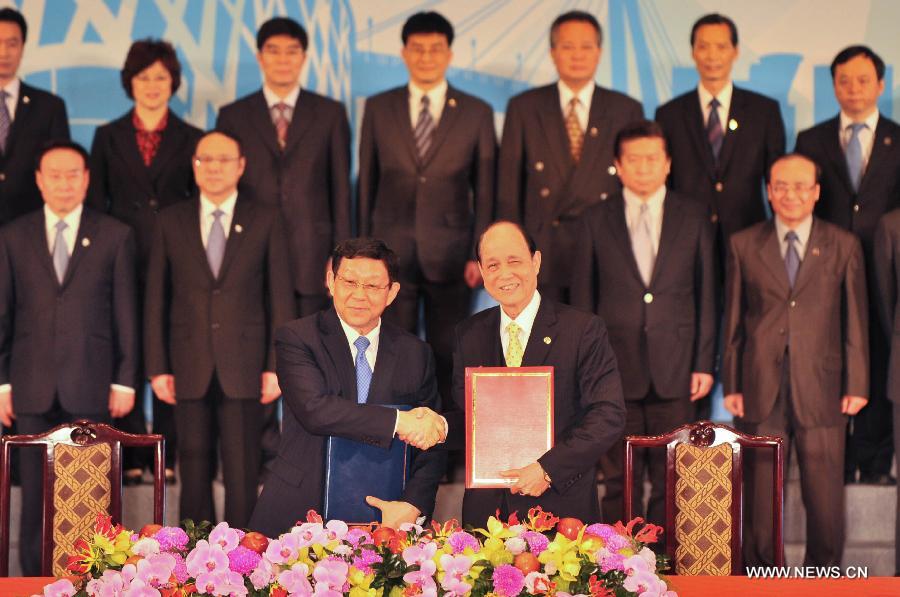 البر الرئيسي وتايوان يوقعان على اتفاقيتين للتعاون  (6)