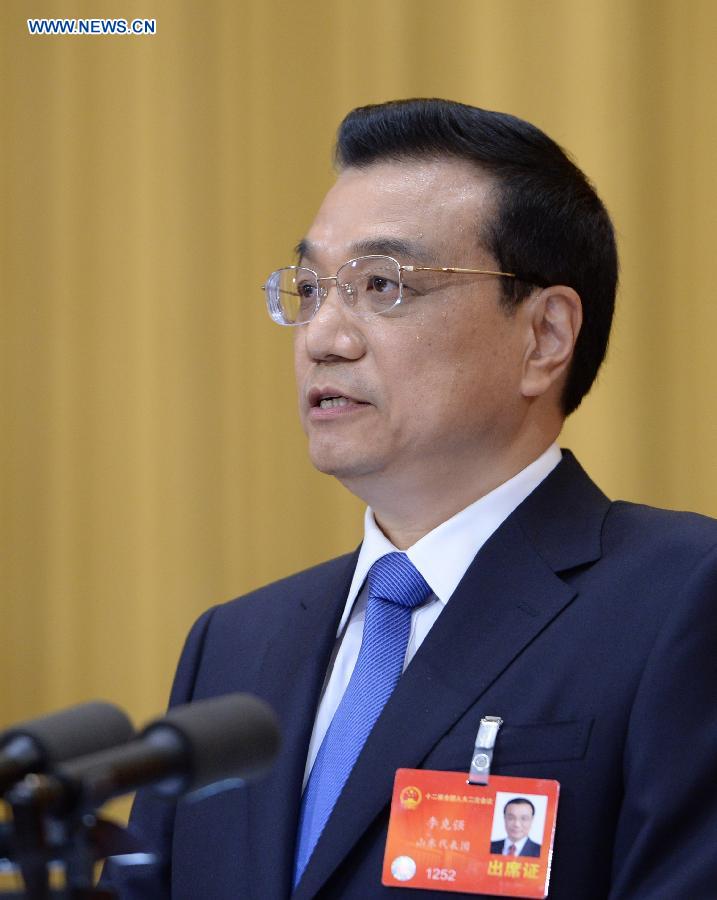 (الدورتان) رئيس مجلس الدولة يستعرض التحديات والمشاكل التي تواجهها الصين (8)