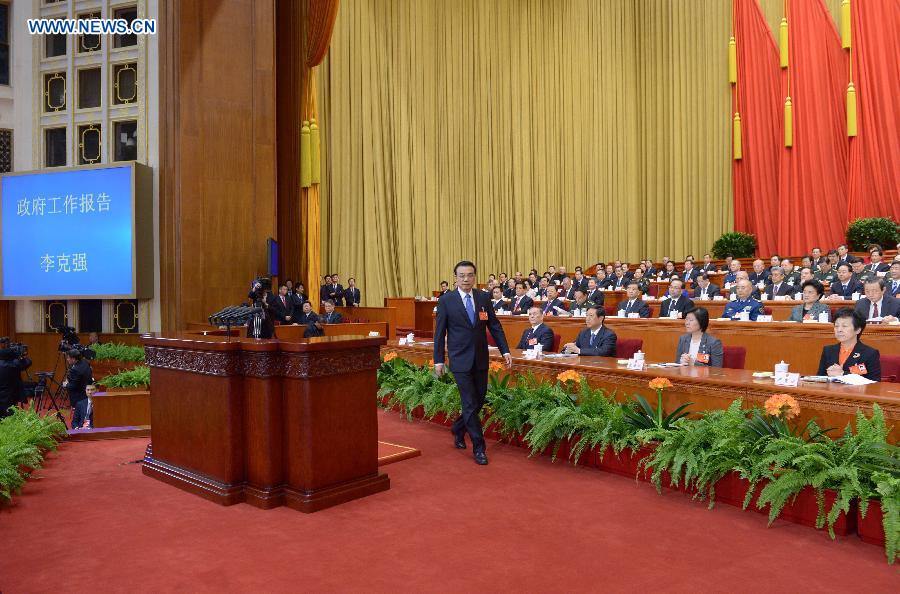 (الدورتان) رئيس مجلس الدولة يستعرض التحديات والمشاكل التي تواجهها الصين (6)