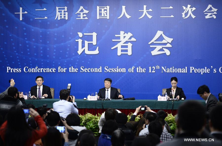 وزير: الصين ستحقق الاهداف الاقتصادية لعام 2014 (3)